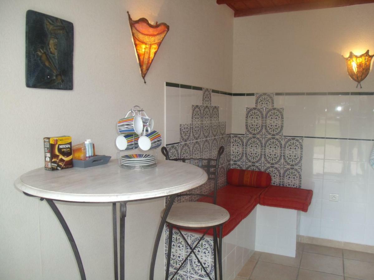 Saint-Ouen-d'Aunis Le Clos Des Palmiers מראה חיצוני תמונה