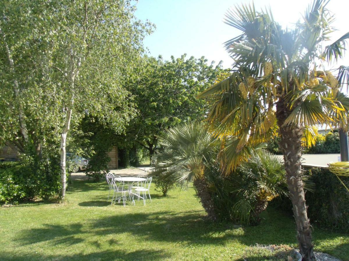 Saint-Ouen-d'Aunis Le Clos Des Palmiers מראה חיצוני תמונה